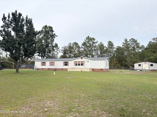 371 Maysville Ln, Tar Heel, NC, 28392-8909 | Card Image