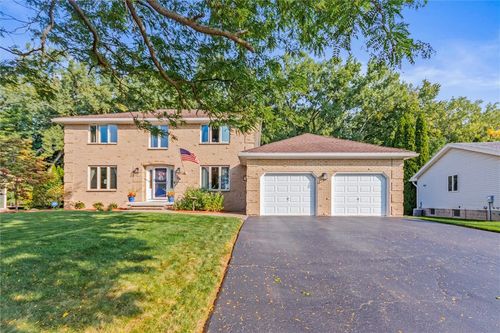 174 Old Well Rd, Greece, NY, 14626-3718 | Card Image