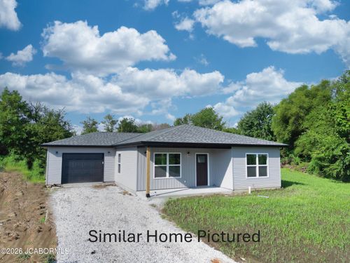 1338 E Bias Ln, Centralia, MO, 65240-5524 | Card Image