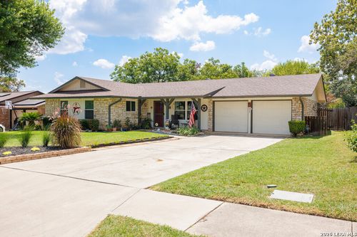 215 De Vaca, Universal City, TX, 78148-3308 | Card Image