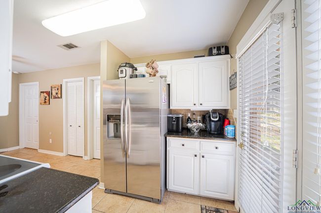1303 Garner Ln, House other with 3 bedrooms, 2 bathrooms and null parking in Longview TX | Image 10