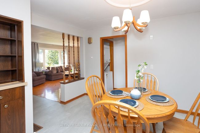 44 St David St, House other with 5 bedrooms, 2 bathrooms and 4 parking in Lindsay ON | Image 10