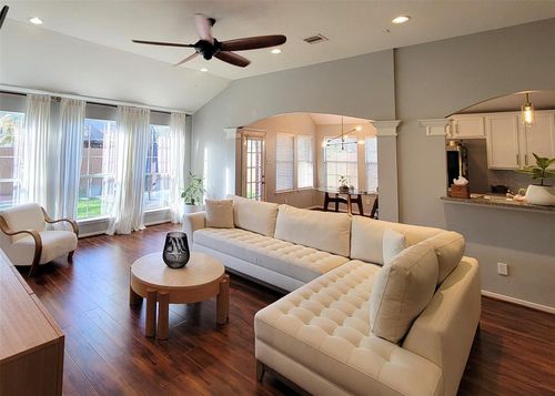 2310 Megellan Point Ln, Pearland, TX, 77584-6701 | Card Image