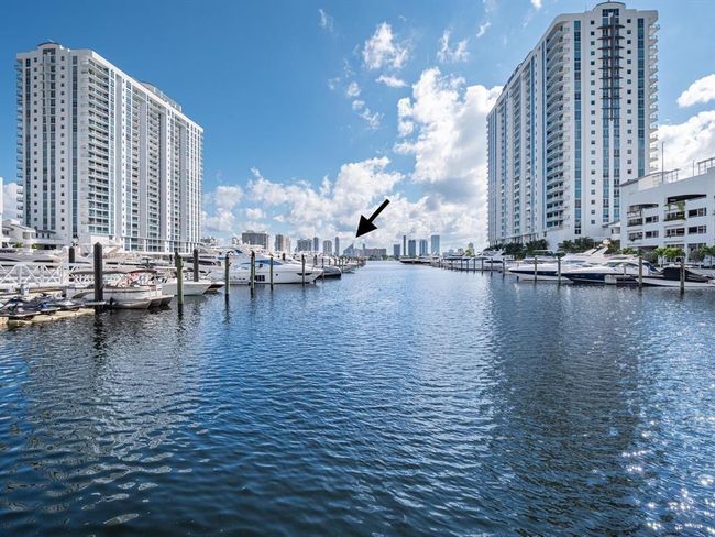 UNIT-2105 - 17111 Biscayne Blvd, Condo with 2 bedrooms, 3 bathrooms and null parking in Aventura FL | Image 38