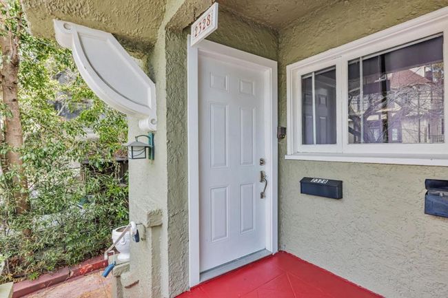 2328 Le Conte Ave, Condo with 3 bedrooms, 2 bathrooms and 2 parking in Berkeley CA | Image 4