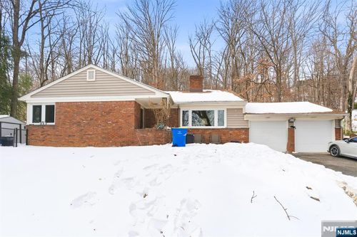 168 Interhaven Ave, North Plainfield, NJ, 07060-3628 | Card Image