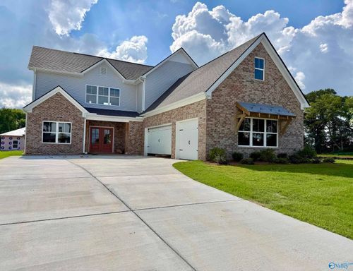100 Donnington Way, Meridianville, AL, 35759-3500 | Card Image