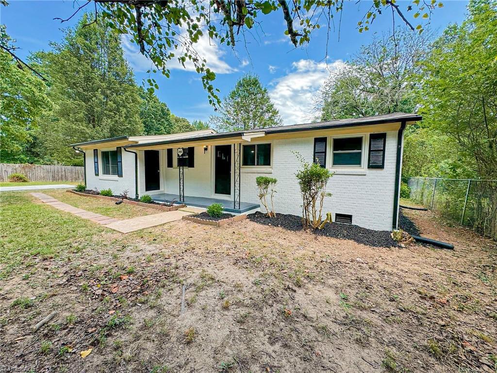 Knox Rd, Mc Leansville, NC 27301