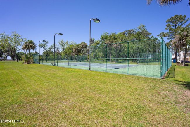 40 Front Street, House other with 5 bedrooms, 3 bathrooms and null parking in St. Helena Island SC | Image 82