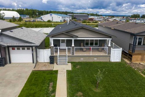 1220 1a Ave Sw, Slave Lake, AB, T0G2A4 | Card Image