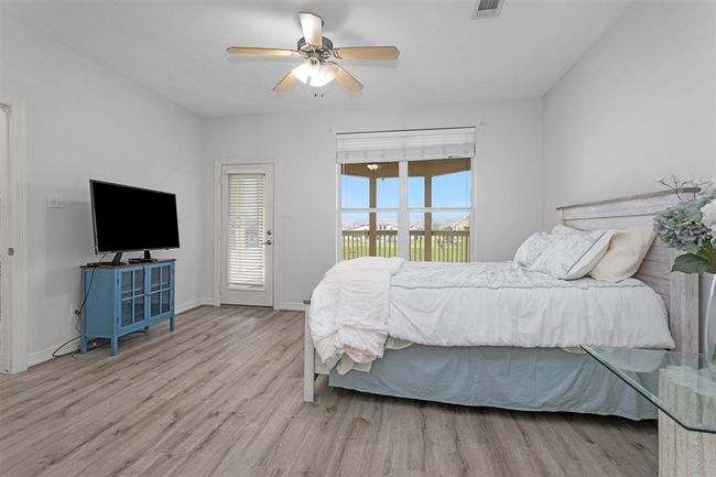 11592 Grandview Dr, House other with 4 bedrooms, 5 bathrooms and 3 parking in Montgomery TX | Image 40