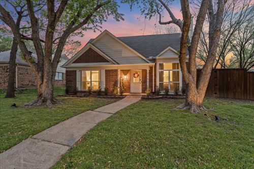 2245 Villawood Ln, Garland, TX, 75040-4080 | Card Image