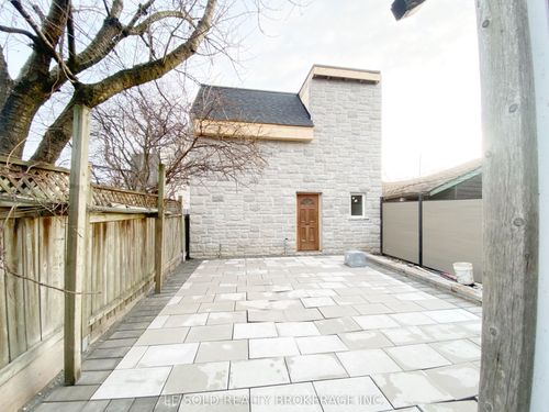 room-l101-81 Hallam St, Toronto, ON, M6H1W7 | Card Image