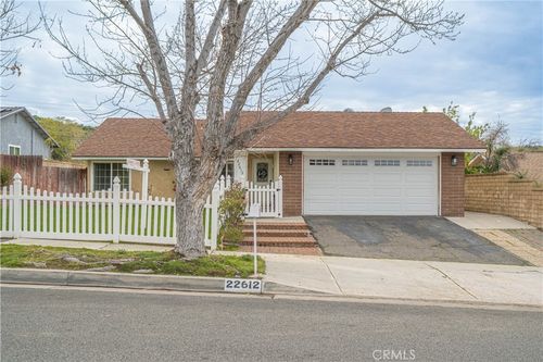 22612 Pamplico Dr, Saugus, CA, 91350-1333 | Card Image