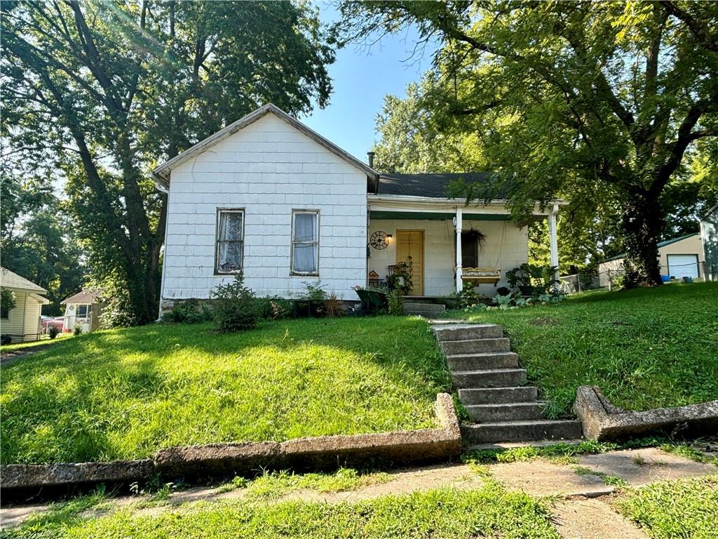 Black Diamond St, Richmond, MO 64085