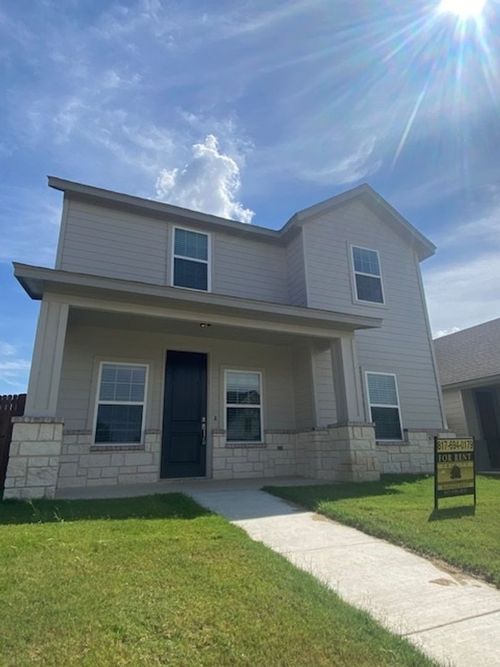 676 The Cottages Dr, Godley, TX, 76044-3815 | Card Image