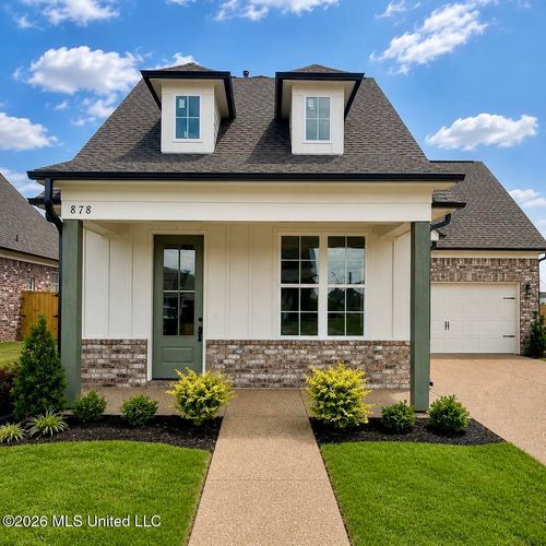 498 Sunflower Street, Nesbit, MS, 38651 | Card Image