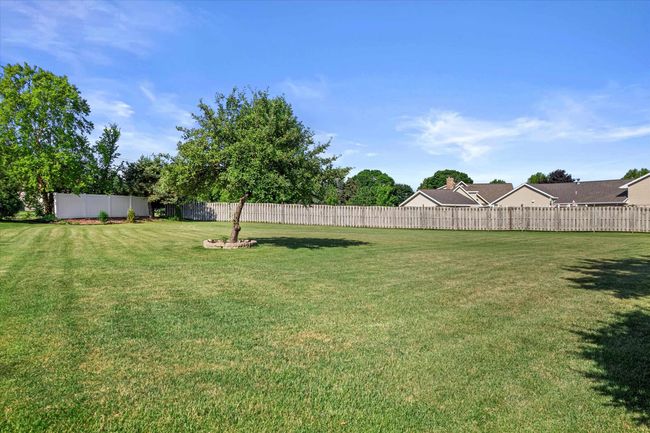 W2543 Skyview Ct, House other with 4 bedrooms, 4 bathrooms and null parking in APPLETON WI | Image 45