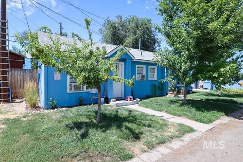 124 Nw 4th Ave, Ontario, OR, 97914-2488 | Card Image