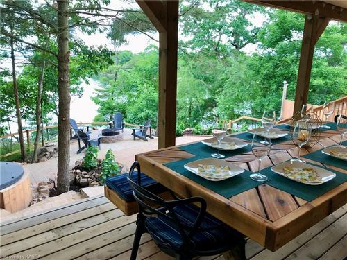 345 Thousand Islands Parkway, Lansdowne, ON, K0E1L0 | Card Image