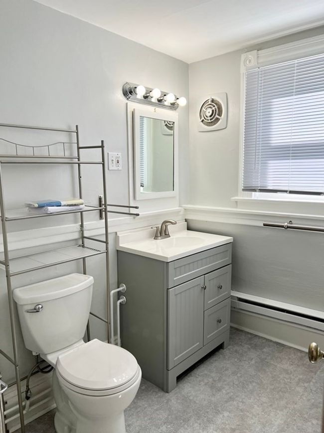 APT-3 - 38 Crescent St, Condo with 1 bedrooms, 1 bathrooms and 1 parking in Franklin MA | Image 15