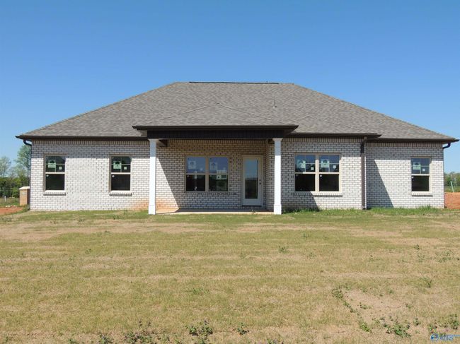 137 Khaki Ridge Dr, House other with 3 bedrooms, 3 bathrooms and null parking in Hazel Green AL | Image 37