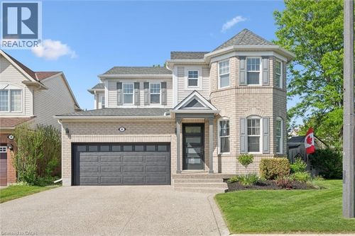 4 Brayshaw Drive, Cambridge, ON, N1T2G3 | Card Image