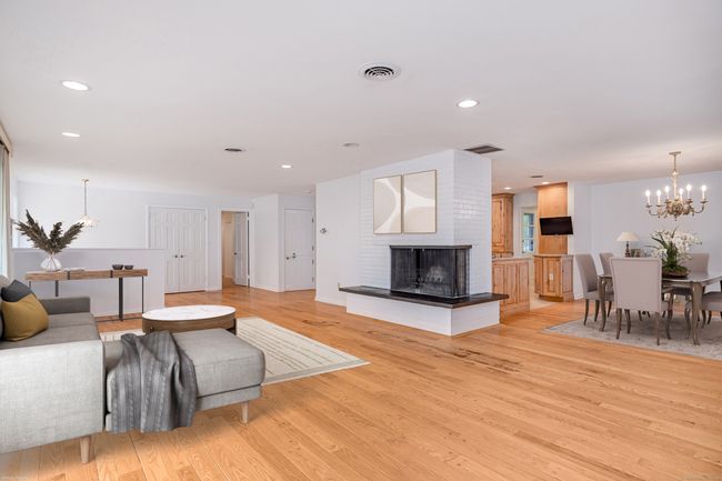 7 Maplecrest Dr, House other with 4 bedrooms, 5 bathrooms and 6 parking in Danbury CT | Image 5