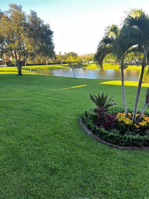 8-8 Fanshaw A, Boca Raton, FL, 33434-3028 | Card Image