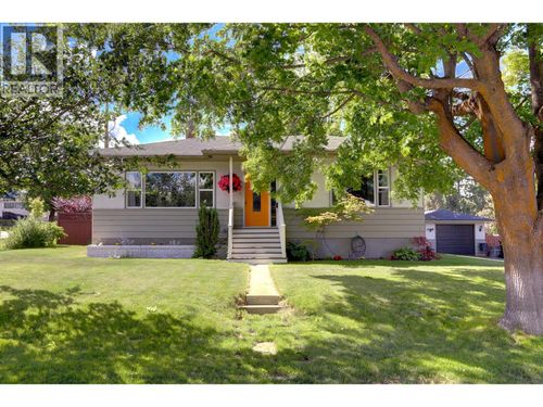 1800 30 Ave, Vernon, BC, V1T2A5 | Card Image
