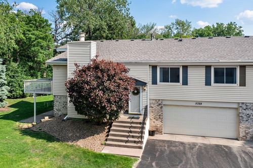 5329 Beachside Dr, Minnetonka, MN, 55343-4113 | Card Image