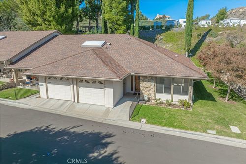 19433 Oak Crossing Rd, Newhall, CA, 91321-1432 | Card Image