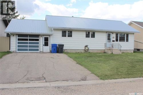 14 Sharp St, Springside, SK, S0A3V0 | Card Image