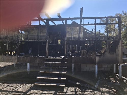 520 W Spring St, DELAND, FL, 32720-7347 | Card Image