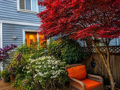 21072 80 Ave, Langley, BC, V2Y0H6 | Card Image
