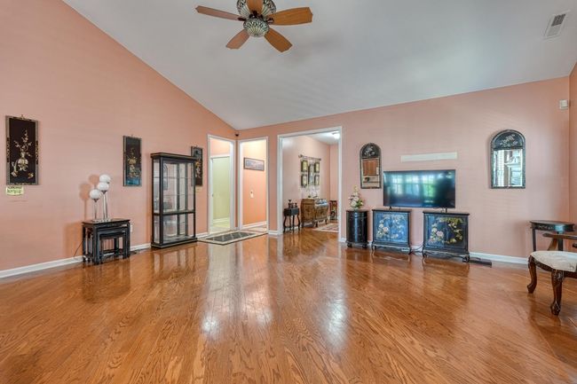 427 Listrac Dr, House other with 3 bedrooms, 2 bathrooms and null parking in Moore SC | Image 6