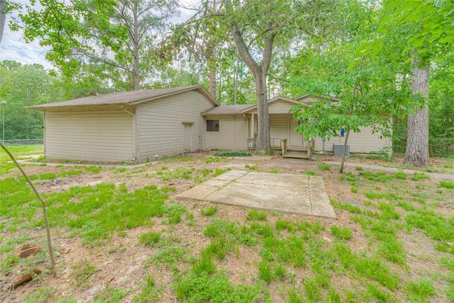 330 Oak Tree Dr, House other with 3 bedrooms, 2 bathrooms and 2 parking in Pointblank TX | Image 4