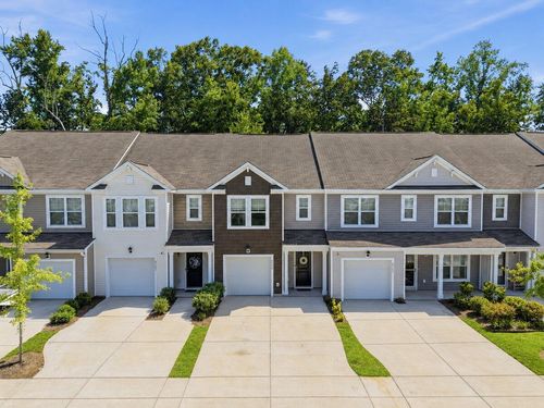 9779 Transplanter Cir, Ladson, SC, 29456-6768 | Card Image