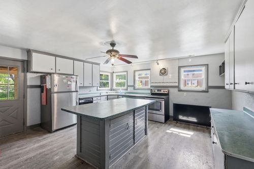 814 Cole Street, Watertown, WI, 53094 | Card Image