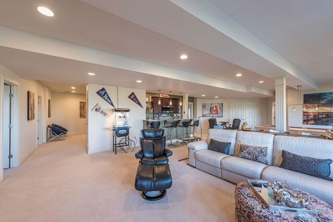 1685 SF of space | Image 73