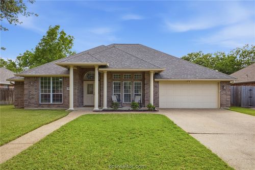 3714 Bridle Trails Ct, College Station, TX, 77845-4497 | Card Image