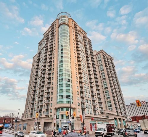404-234 Rideau St, Ottawa, ON, K1N0A9 | Card Image