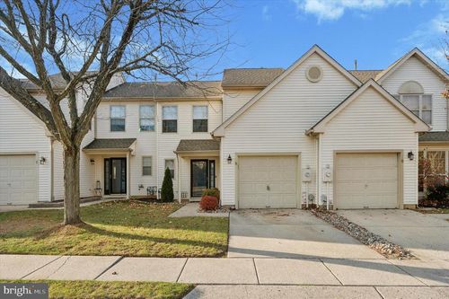 9 Meadow Ln, Delran, NJ, 08075-2820 | Card Image