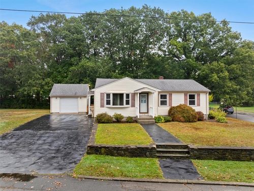 58 Griffith Dr, Riverside, RI, 02915-2413 | Card Image