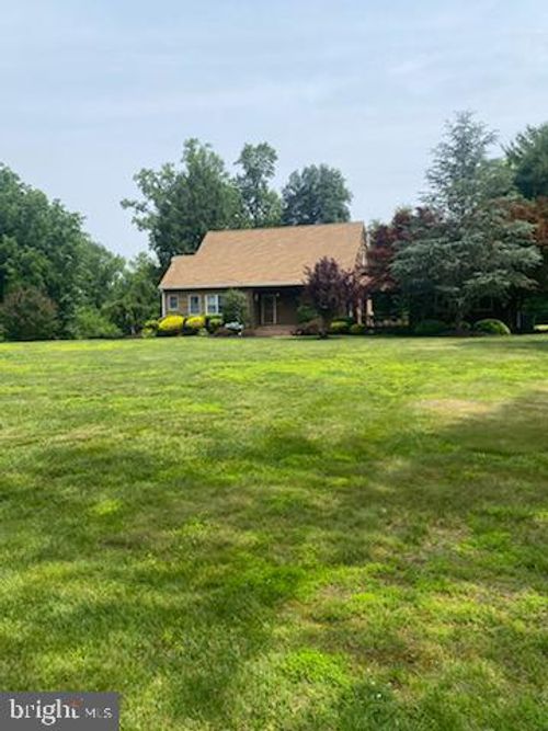 22 Hart Ln, SEWELL, NJ, 08080-9735 | Card Image