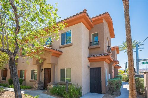 274-7701 W Robindale Rd, Las Vegas, NV, 89113-4042 | Card Image