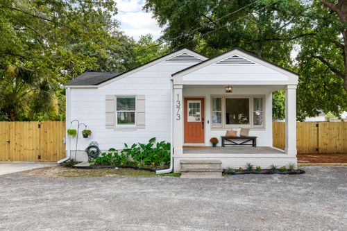 1373 Sumner Ave, North Charleston, SC, 29406-3841 | Card Image