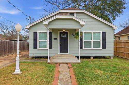 1215 Lillie St, Port Neches, TX, 77651-2914 | Card Image