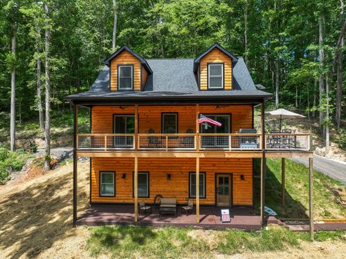 9500 Mcfarlin Rd, Bon Aqua, TN, 37025-1400 | Card Image