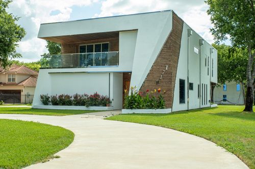 1719 Right Field Ct, Cedar Hill, TX, 75104-8317 | Card Image